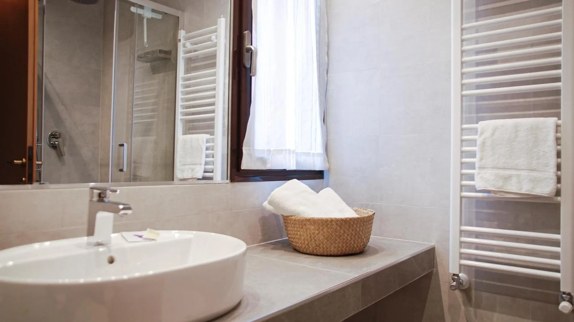 Apartment Home & Pet - Ponte Basiglio